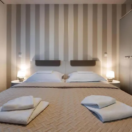 In Mit Privatem Balkon Apartamento