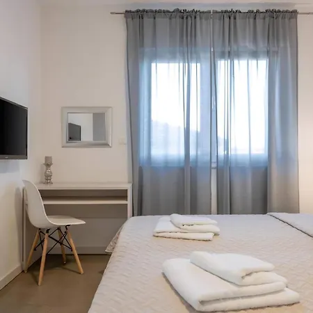 In Mit Privatem Balkon Apartamento *